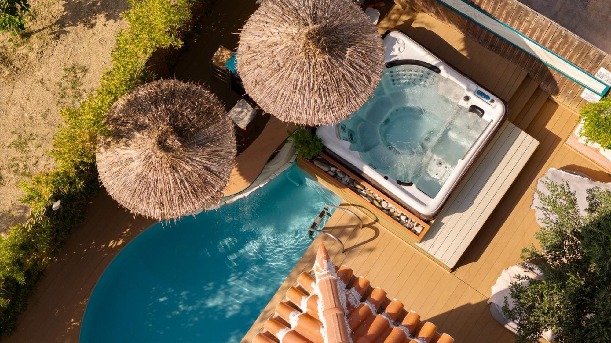 Sun George Aparthotel Finikounta Luaran gambar