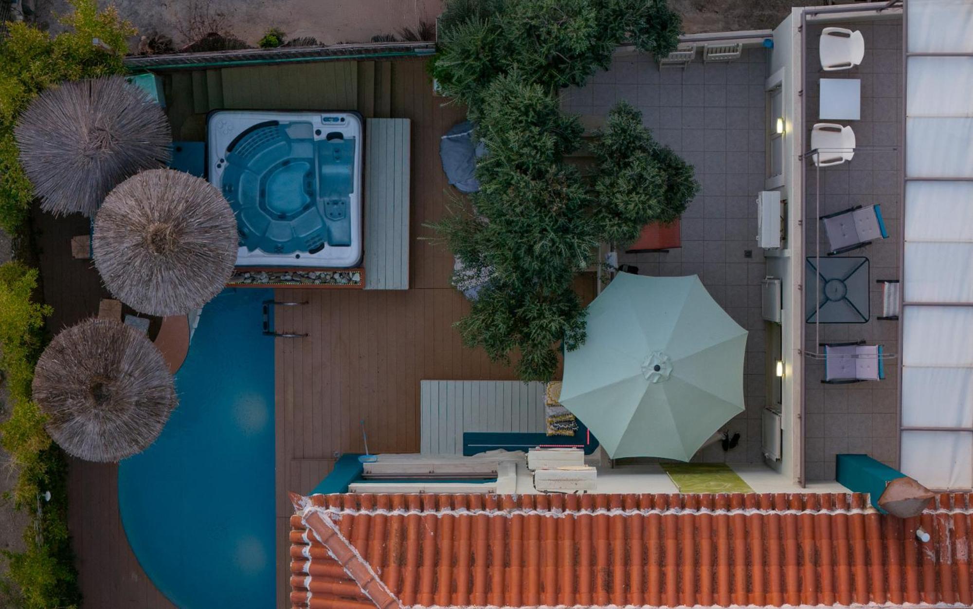 Sun George Aparthotel Finikounta Luaran gambar