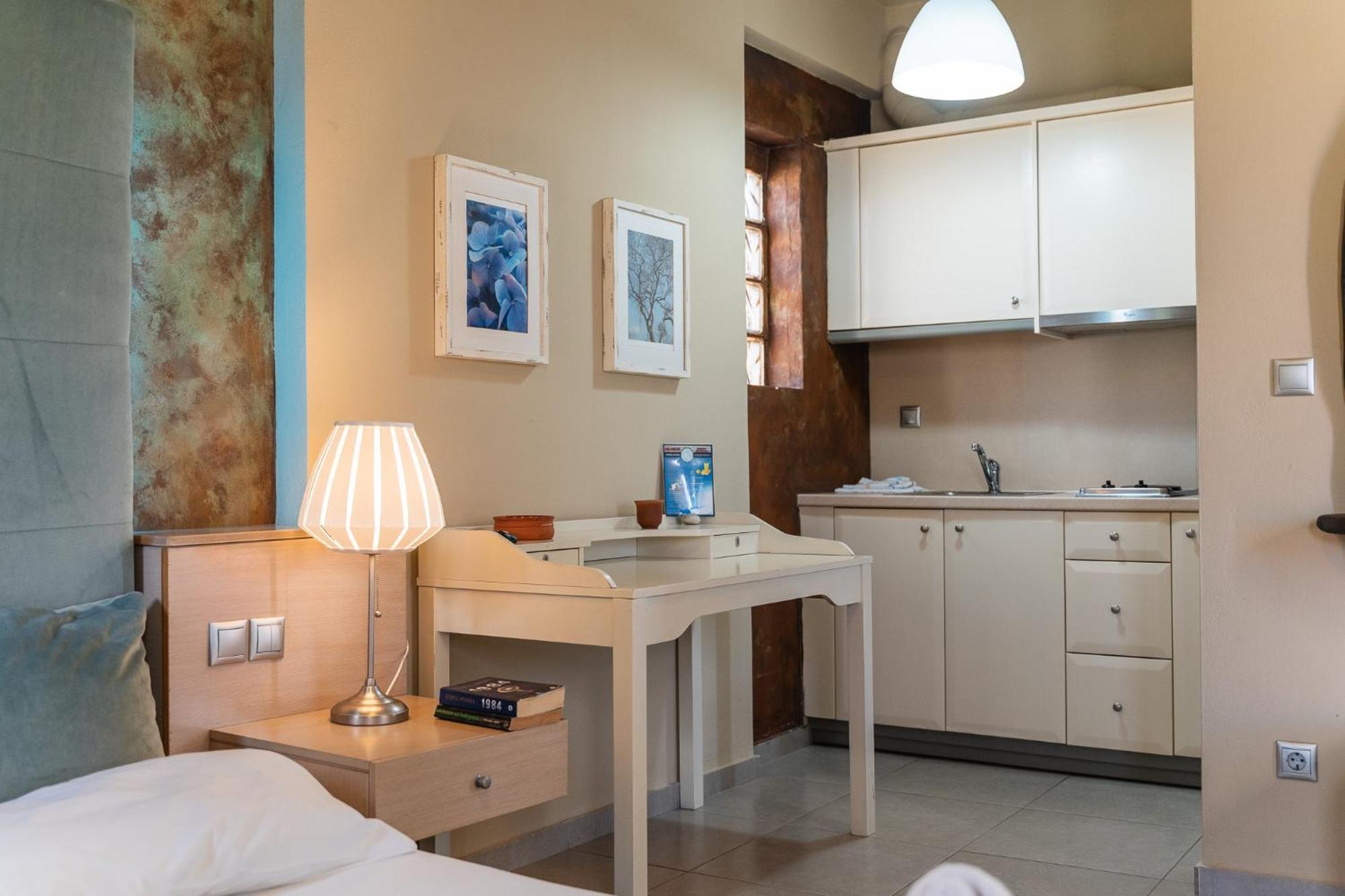 Sun George Aparthotel Finikounta Luaran gambar